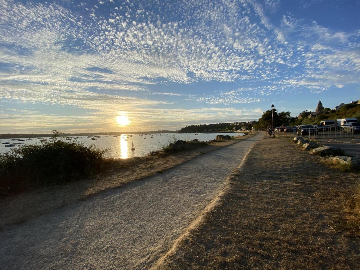 600M Plage Saint-Suliac- Maison Bretonne Pour 4 外观 照片